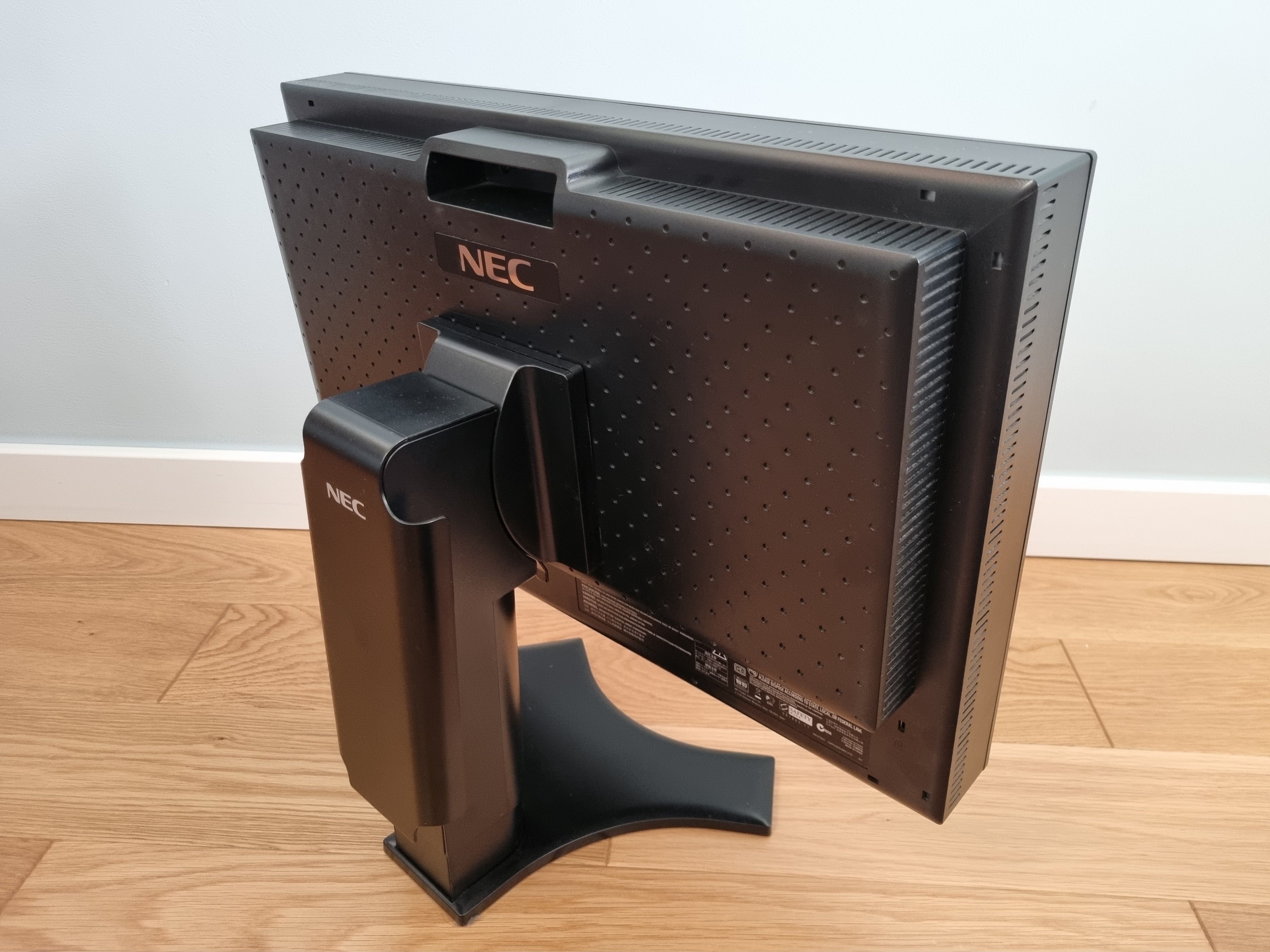 Monitor NEC MultiSync P221W 22"