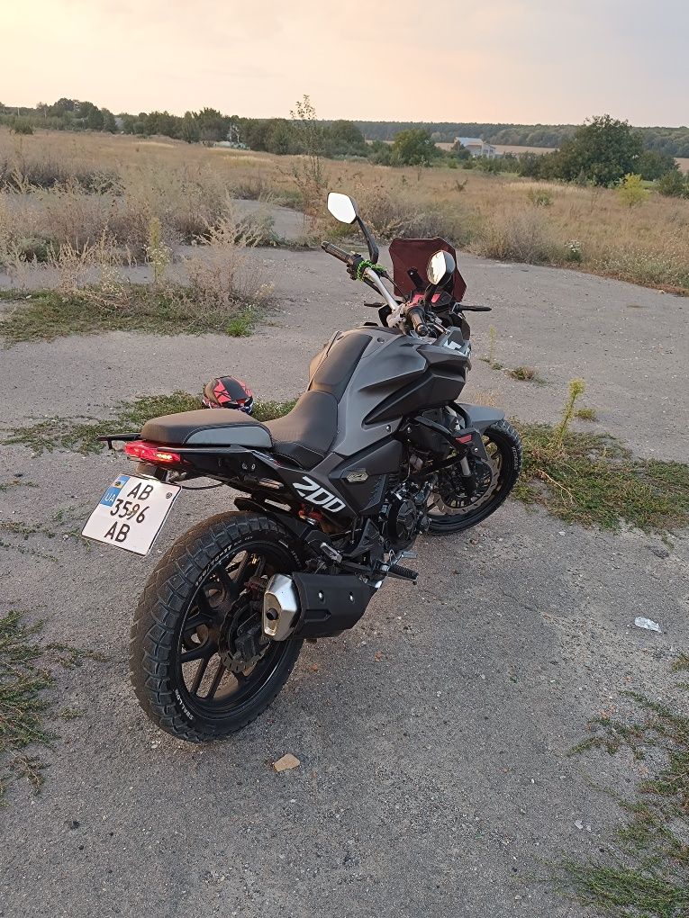 Мотоцикл Lifan kpt 200