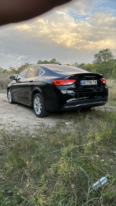 Продам Chrysler 200 2016 року 2.5 газ/бензин