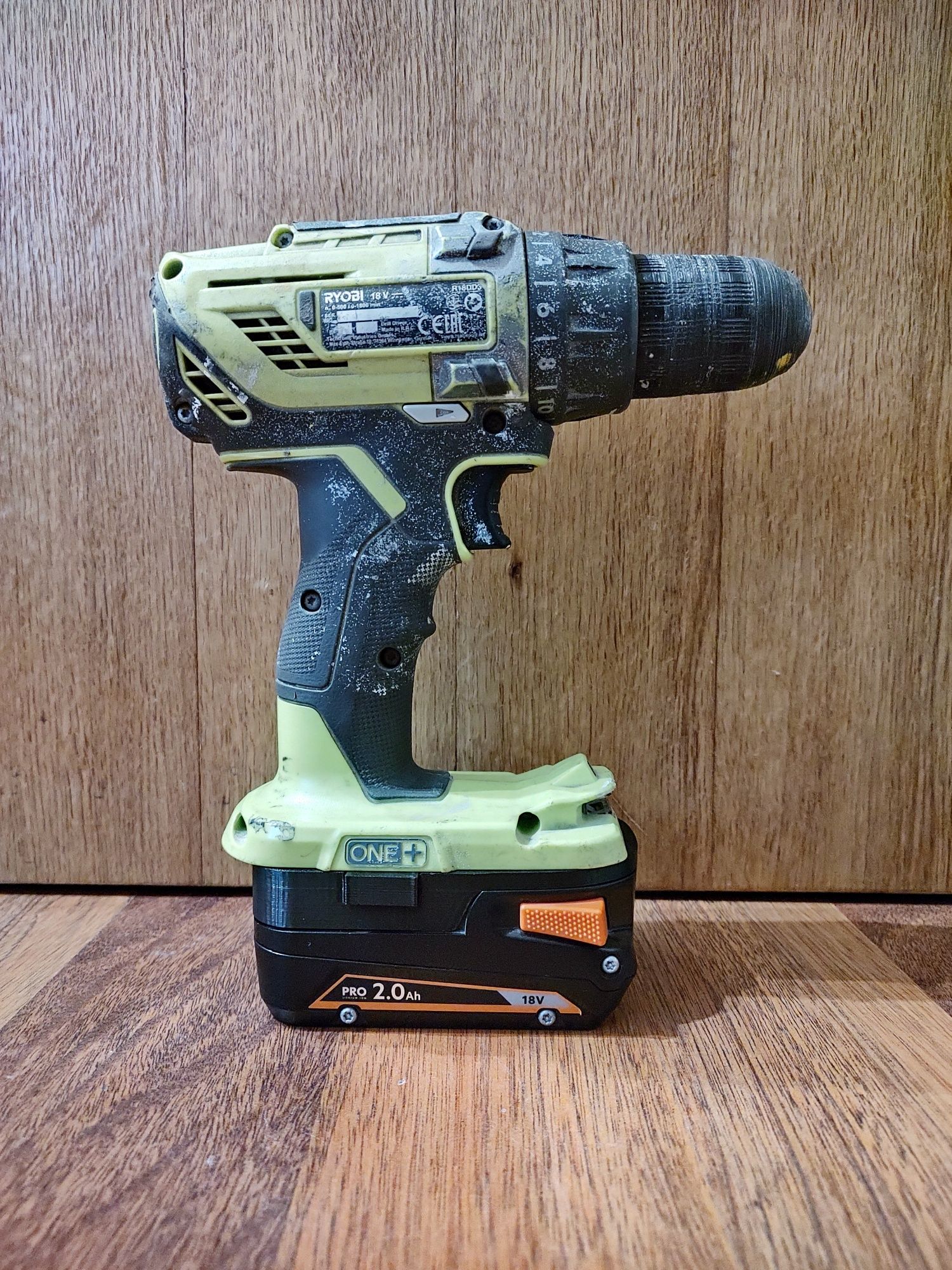 Adapter Ryobi One+ na baterie AEG Pro