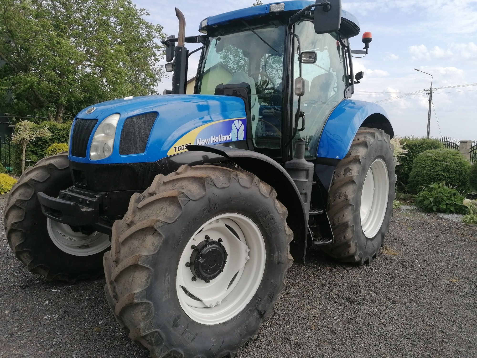 New holland t6050