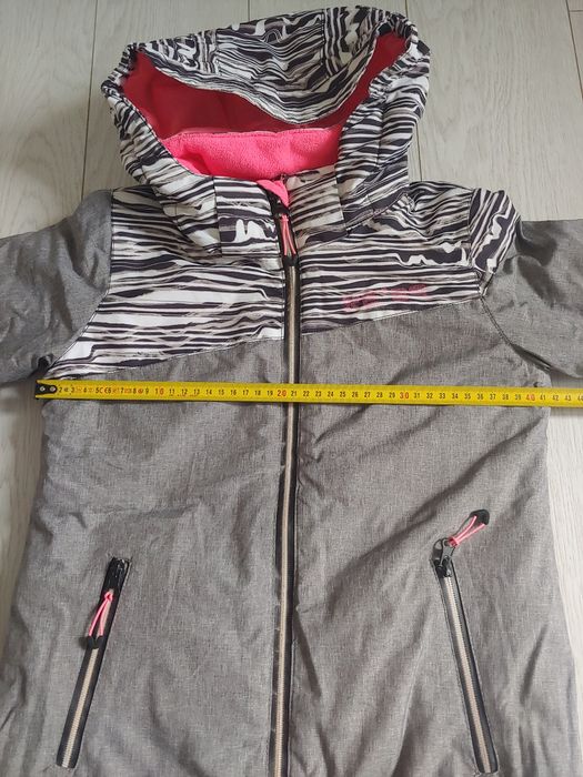 Куртка для дівчинки