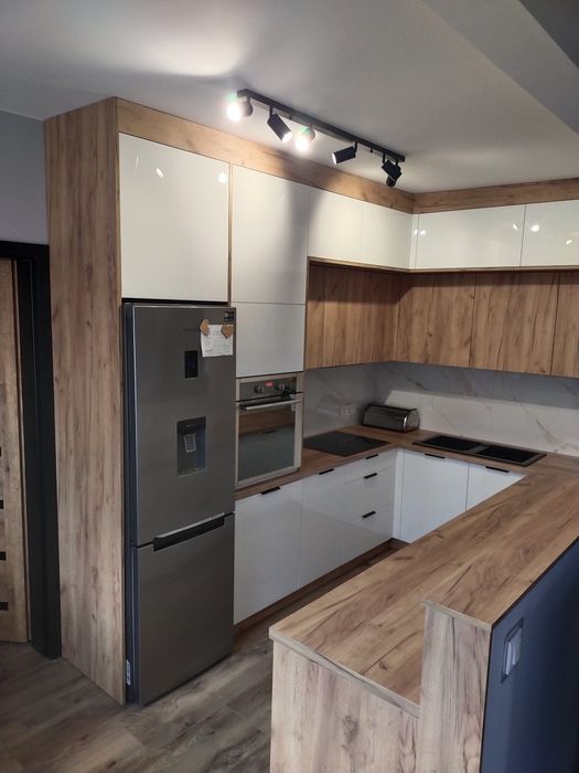 Meble kuchenne  pokojowe  zabudowy wnęk  szafy na wymiar dla wszystkic