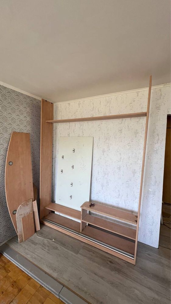 Шкаф купе , двері купе в коридор
