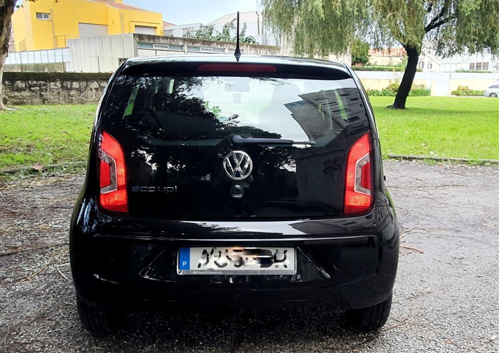 Volkswagen Up Move - Completo