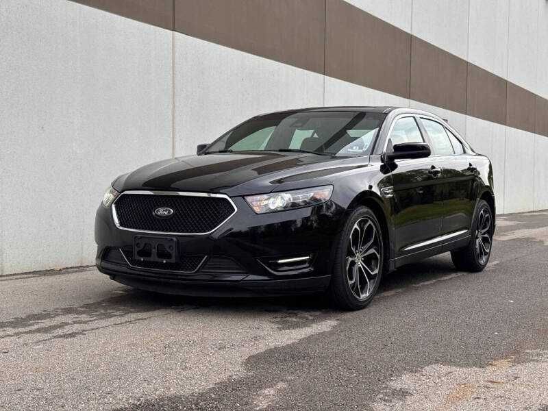 2016 Ford Taurus SHO