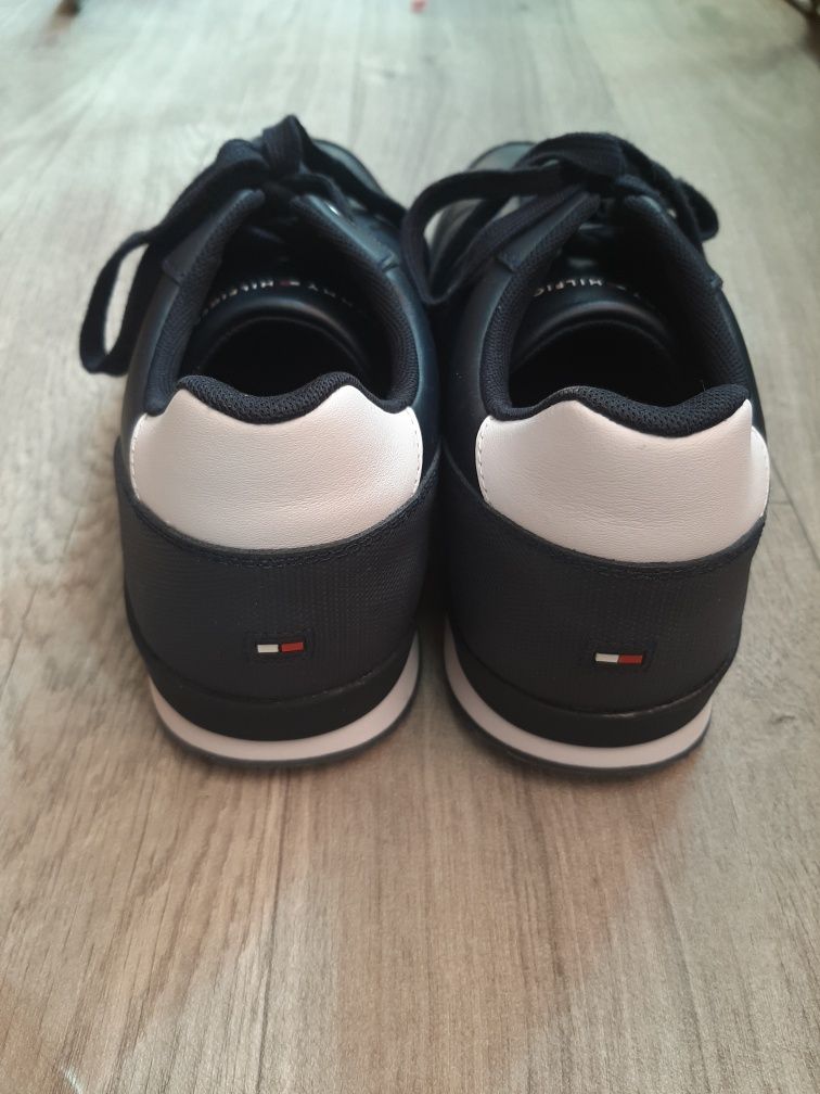 Кросівки Tommy Hilfiger, 43р