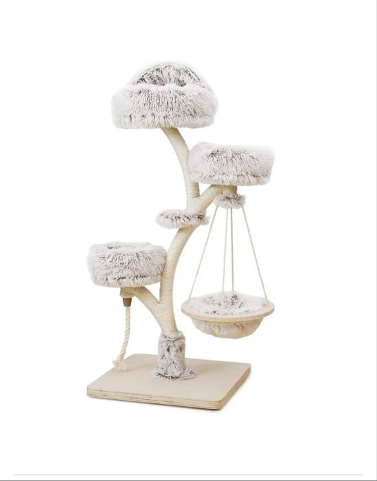 Duzy drapak dla kota