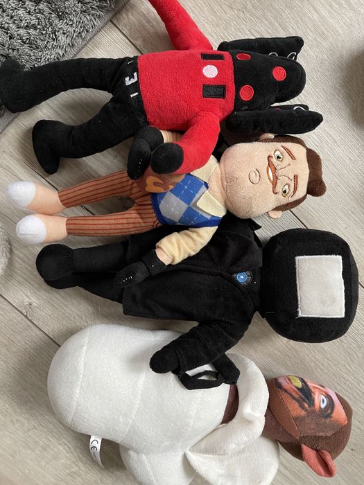 Продам дитячі іграшки серіі спікермен та інші цікаві іграшки ,гортайте