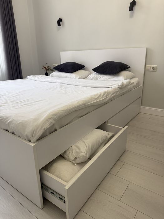 Ліжко з шухлядами 160/200