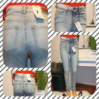 Spodnie jeansy W27 L34 modelujące premium baby blue przetarcia Vero Mo