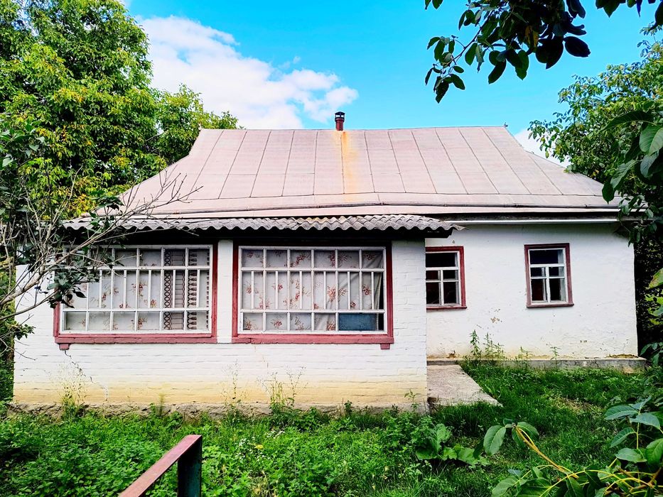 Дім 56 м2 біля самого лісу Собківка 8 км Умань піч меблі 25 соток