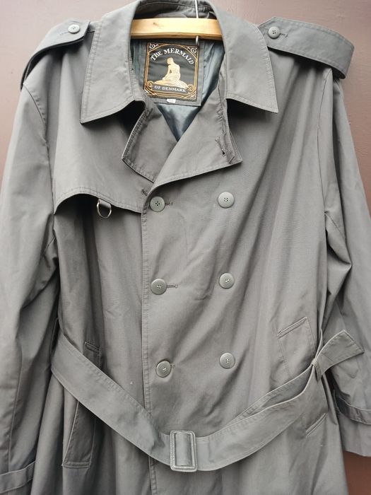 Плащ чоловічий в гарному стані