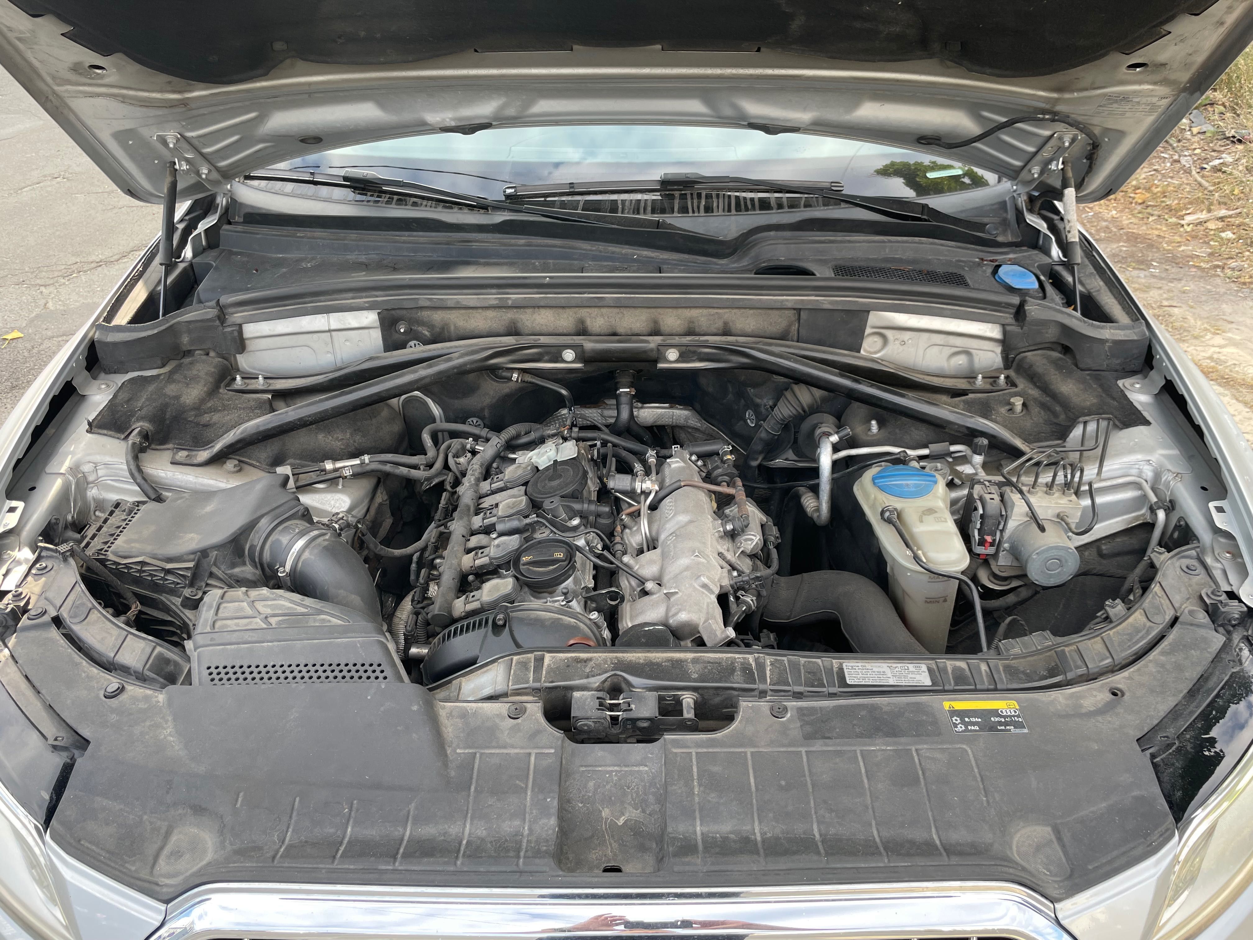 Продам AUDI Q5 2.0 T