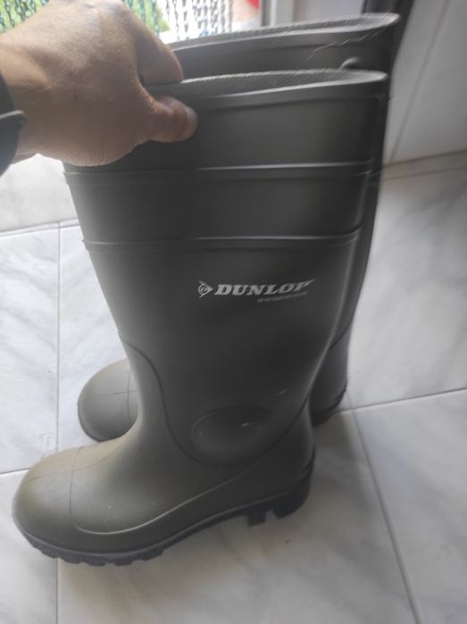 Galochas novas Dunlop