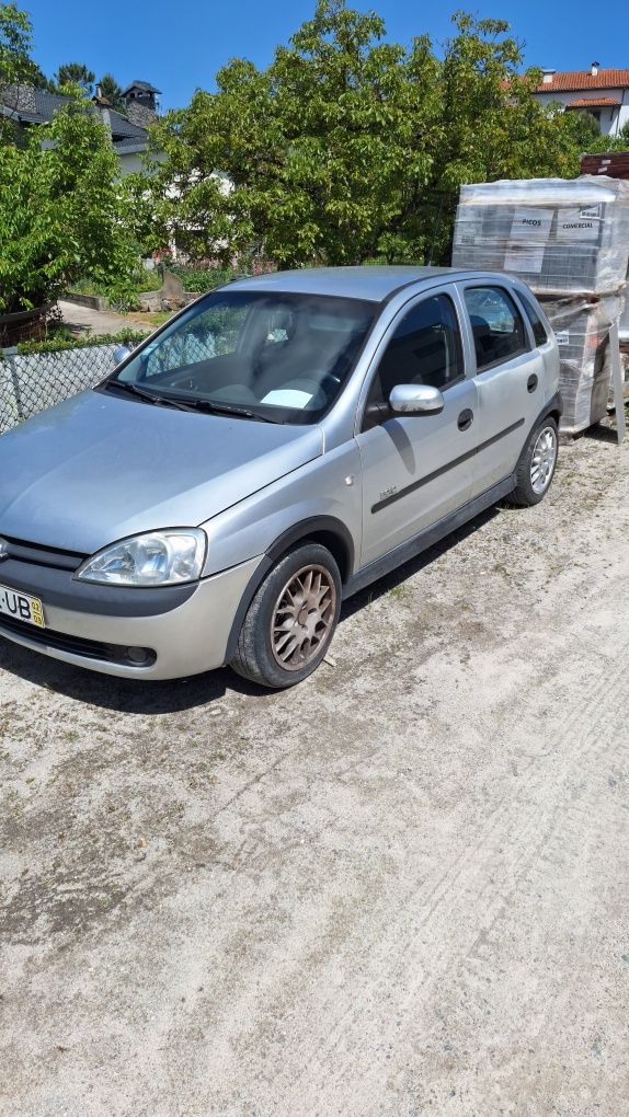 Opel Corsa 1.7DTI Usado