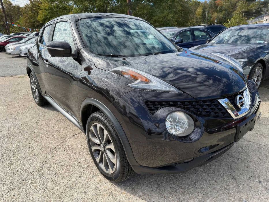 Nissan Juke SL      2017