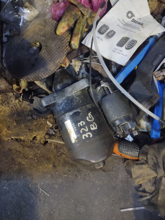 Двигатель Мазда 323 bj 1.5 16v 1999 г.в.