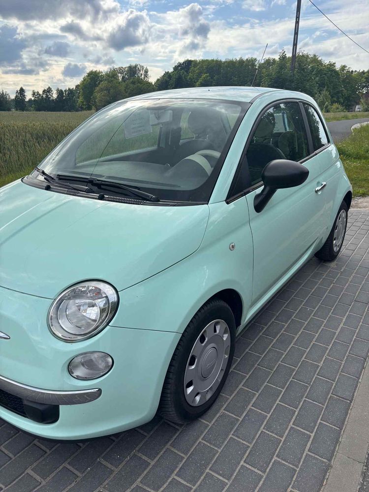 Fiat 500 kolor miętowy, wyjątkowy