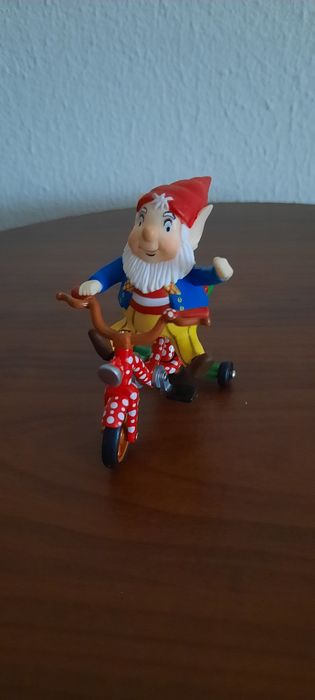 Figuras Noddy Corgi
