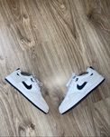 Жіночі оригінальні кроссівки Nike SB Alleyoop React 36 розмір оригінал