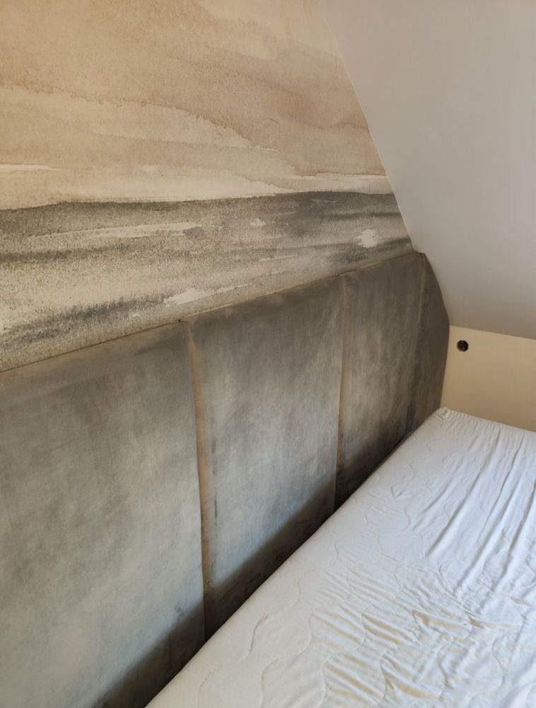 Łóżko wykonane na zamowienie, super stan, cena z materacem 180x200