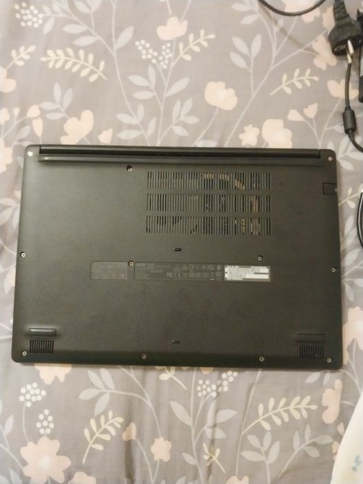 Ноутбук Acer aspire 3