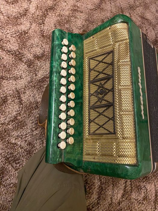 Продам гармошку СССР