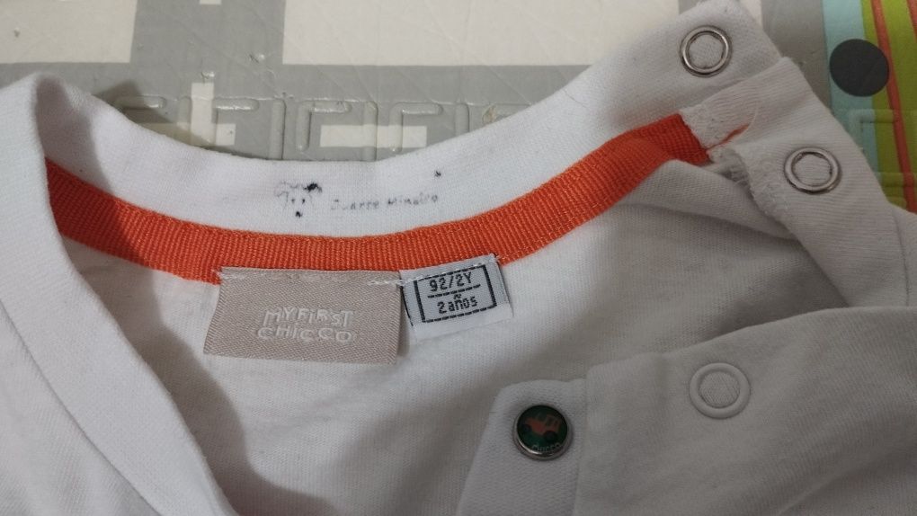 T-shirt manga comprida Chicco 2-3 anos