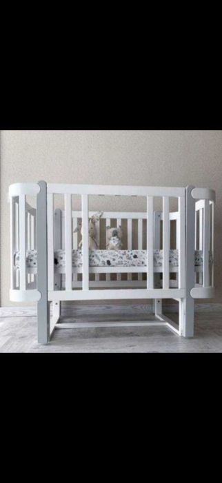 Кроватка Верес Монако в полной комплектации с двумя матрасами