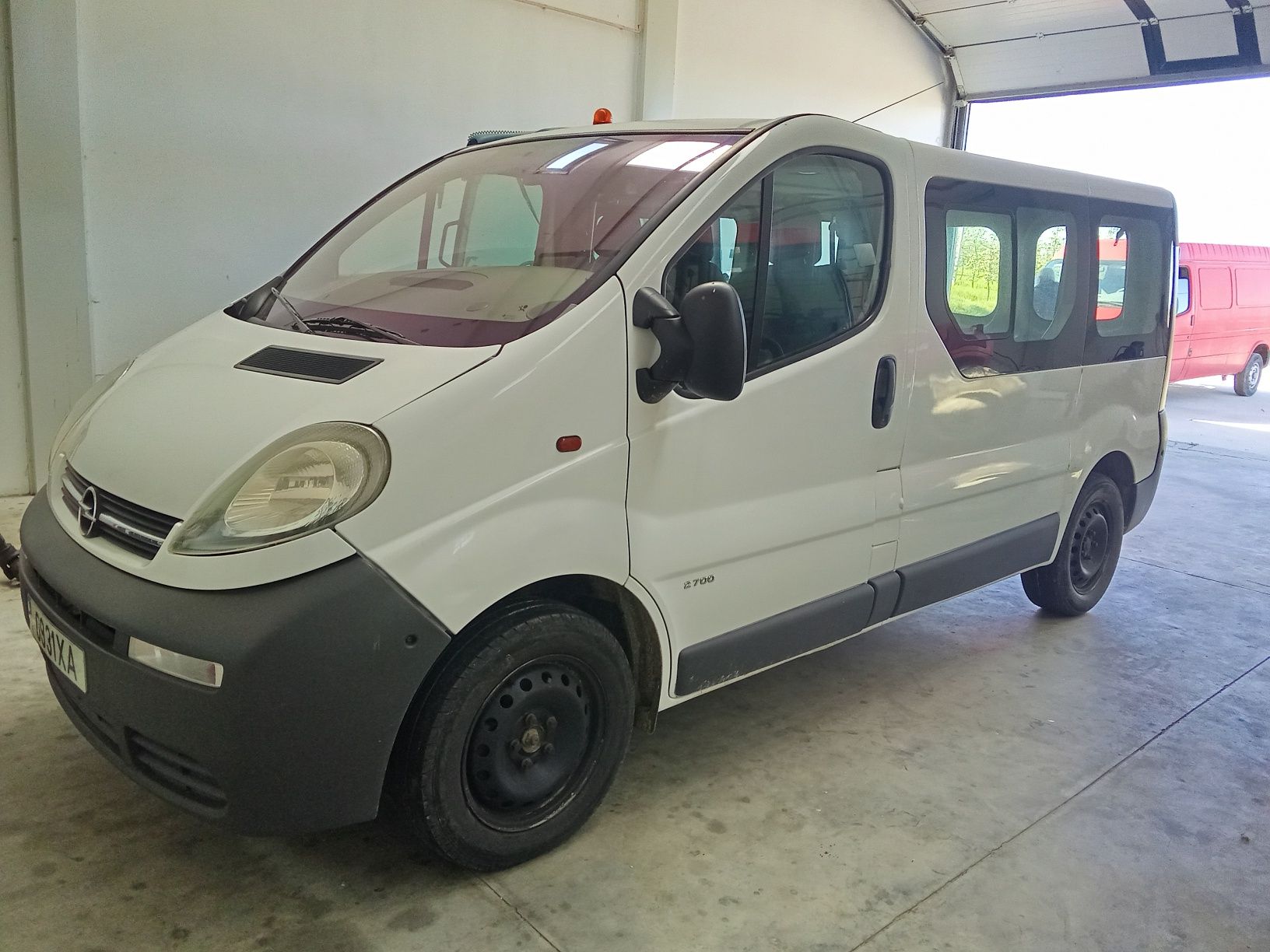 Opel Vivaro 1,9 para peça