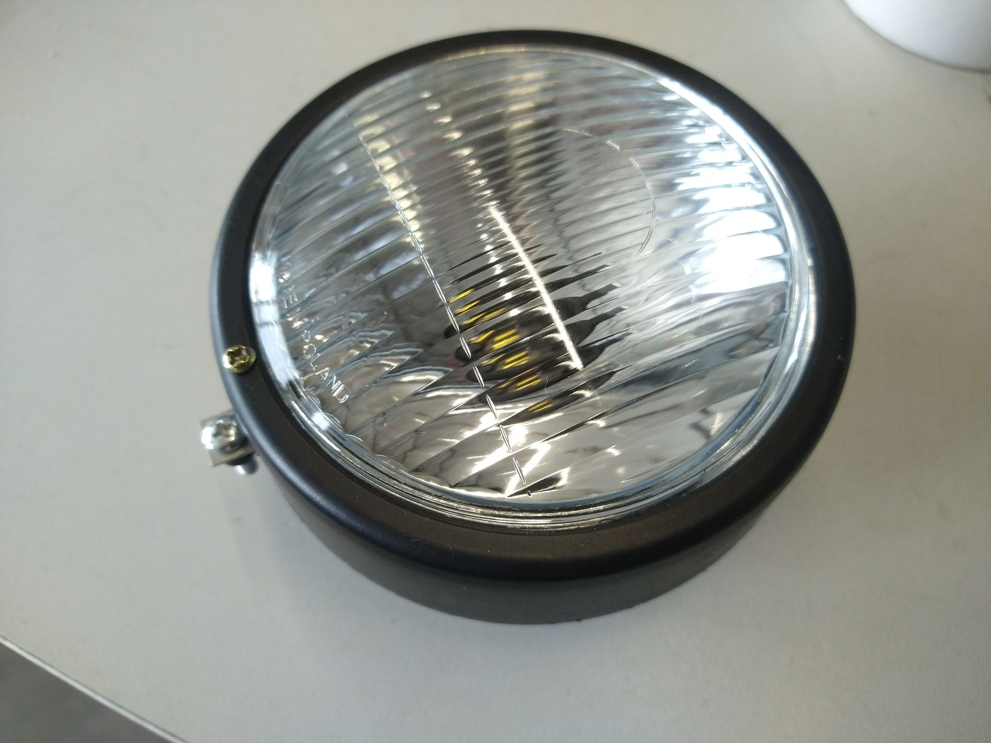 Komar Romet motorynka lampa przód szkło ramka element optyczny