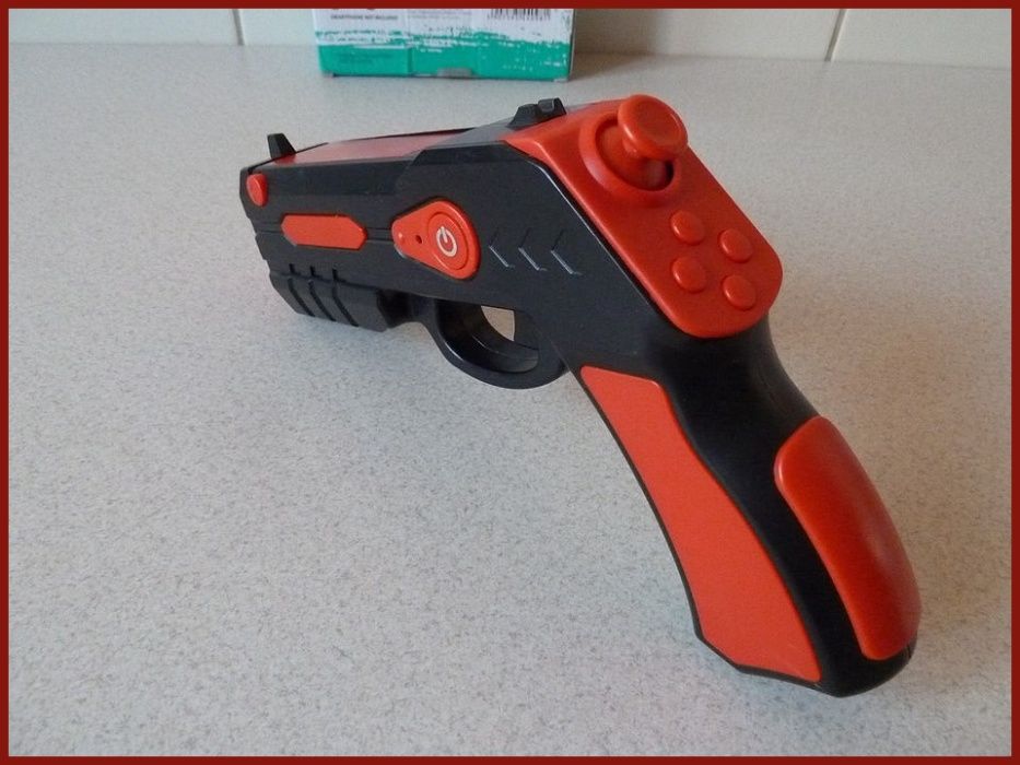 Pistolet do Smartphona z 4-kierunkowym kontrolerem ruchu.