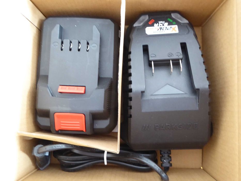 Nieużywana multipodkaszarka 20V/3w1 PARKSIDE z 4Ah aku i 2,4A ład