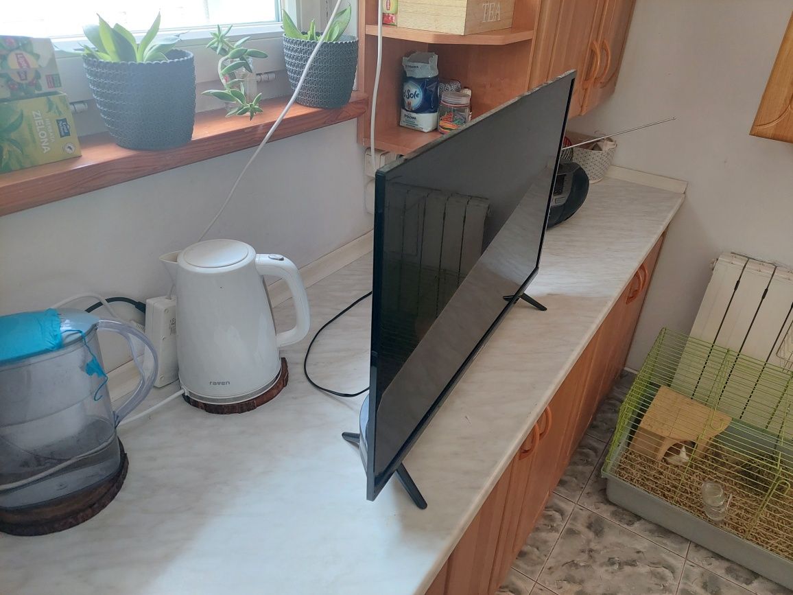 Tv thomson oraz sharp dwa w cenie jednego