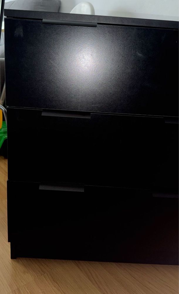 Vendo movel de entrada preto 3 gavetas novo