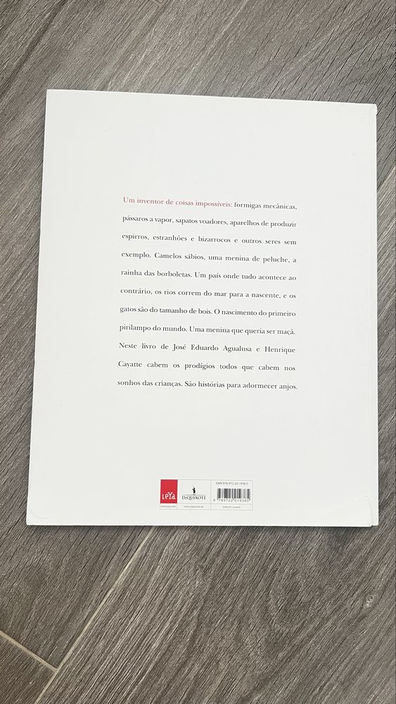 Livro “Estranhões & bizarrocos: estórias para adormecer anjos”