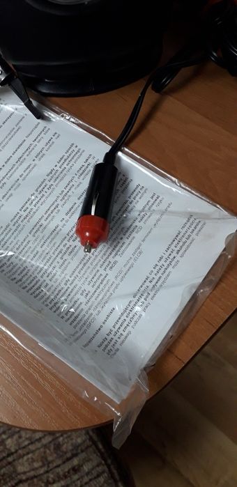 Kompresor z latarką