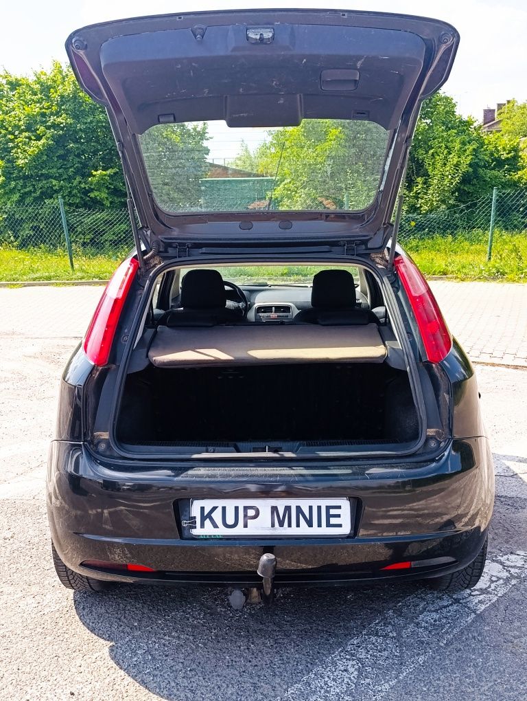 Fiat Punto 1.3D // 2009 // Super Stan // Klima // Hak // Zamiana //

S