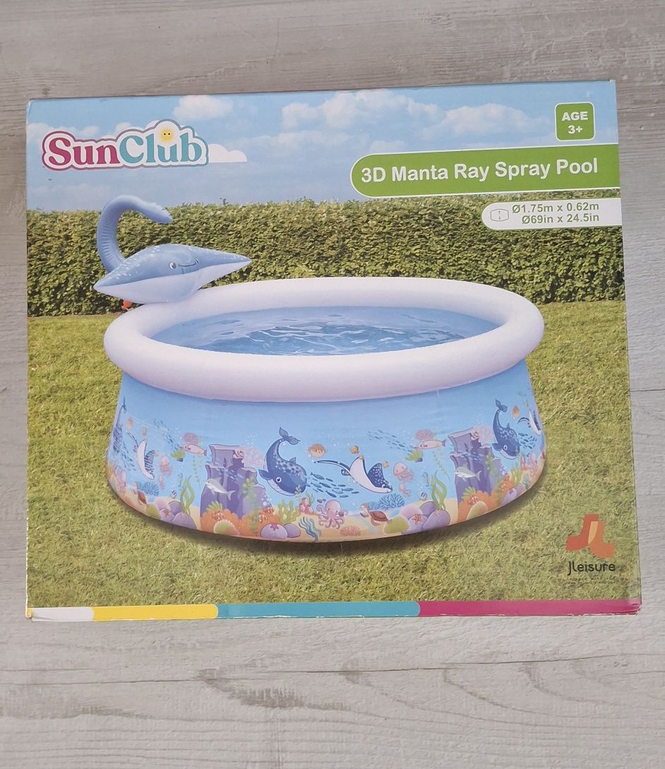 Basen 3D Manta Ray spray pool