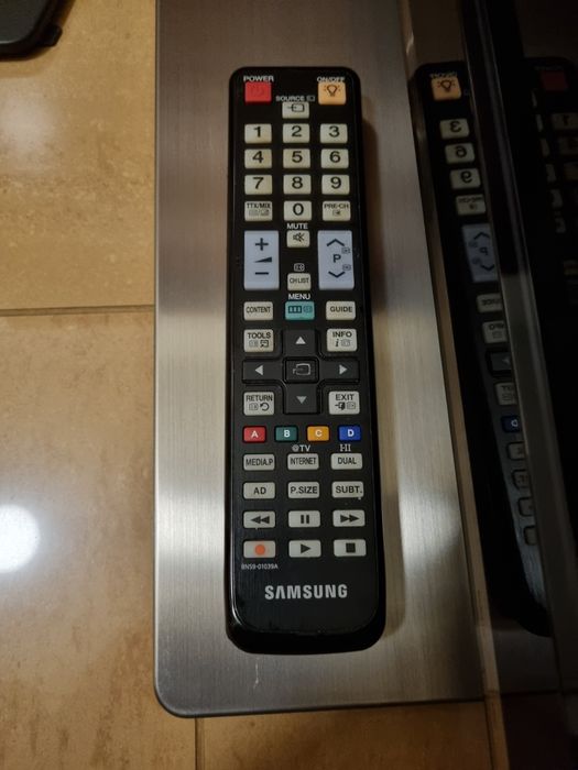 Telewizor Samsung 40 cali UE40C6500UW Pilot Podstawa