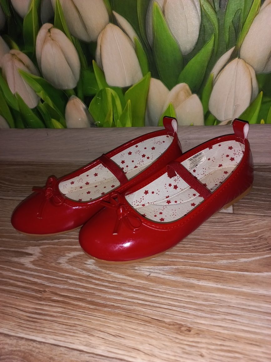 Туфли красные для девочки 34 размера