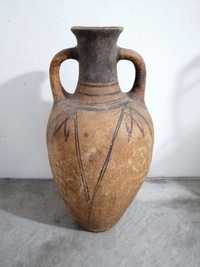 Pote/jarra/vaso/talha em barro envelhecido na terra (replica grega)