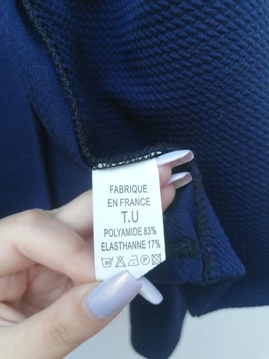 Casaco Curto Azul Marinho