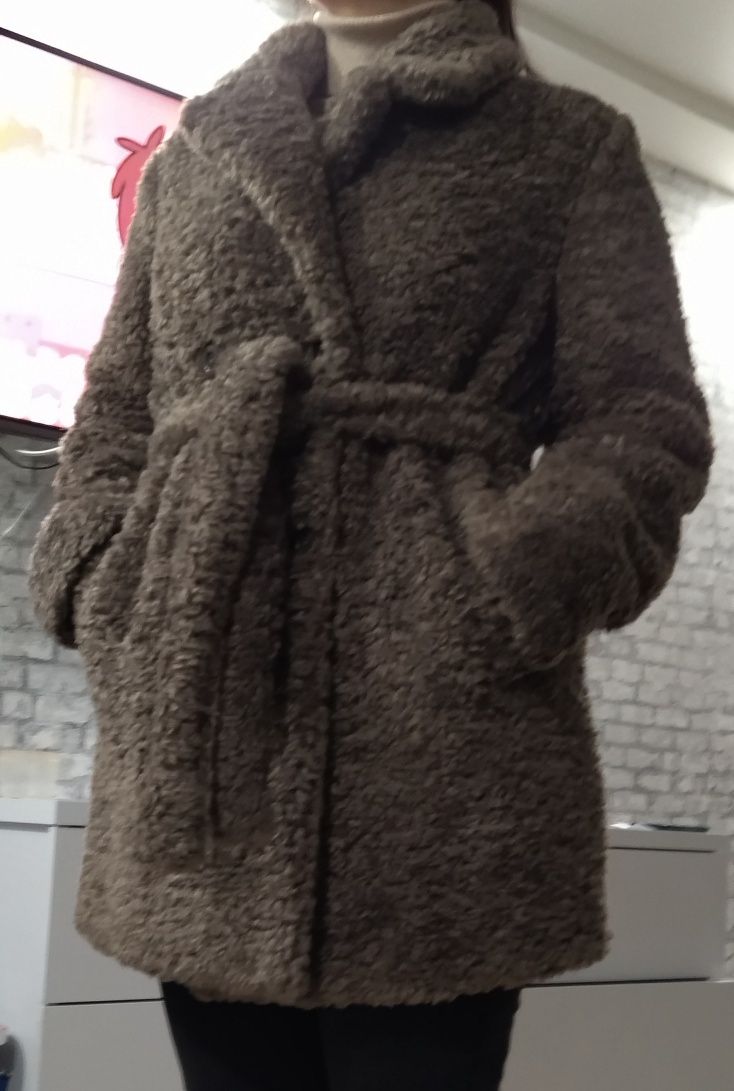 Продам новую шубу