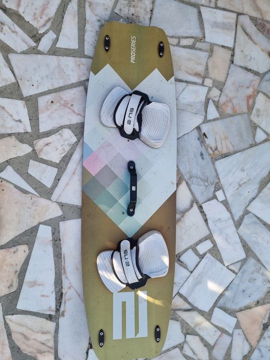 Prancha de Kitesurf SU-2 Pro Series 138x41