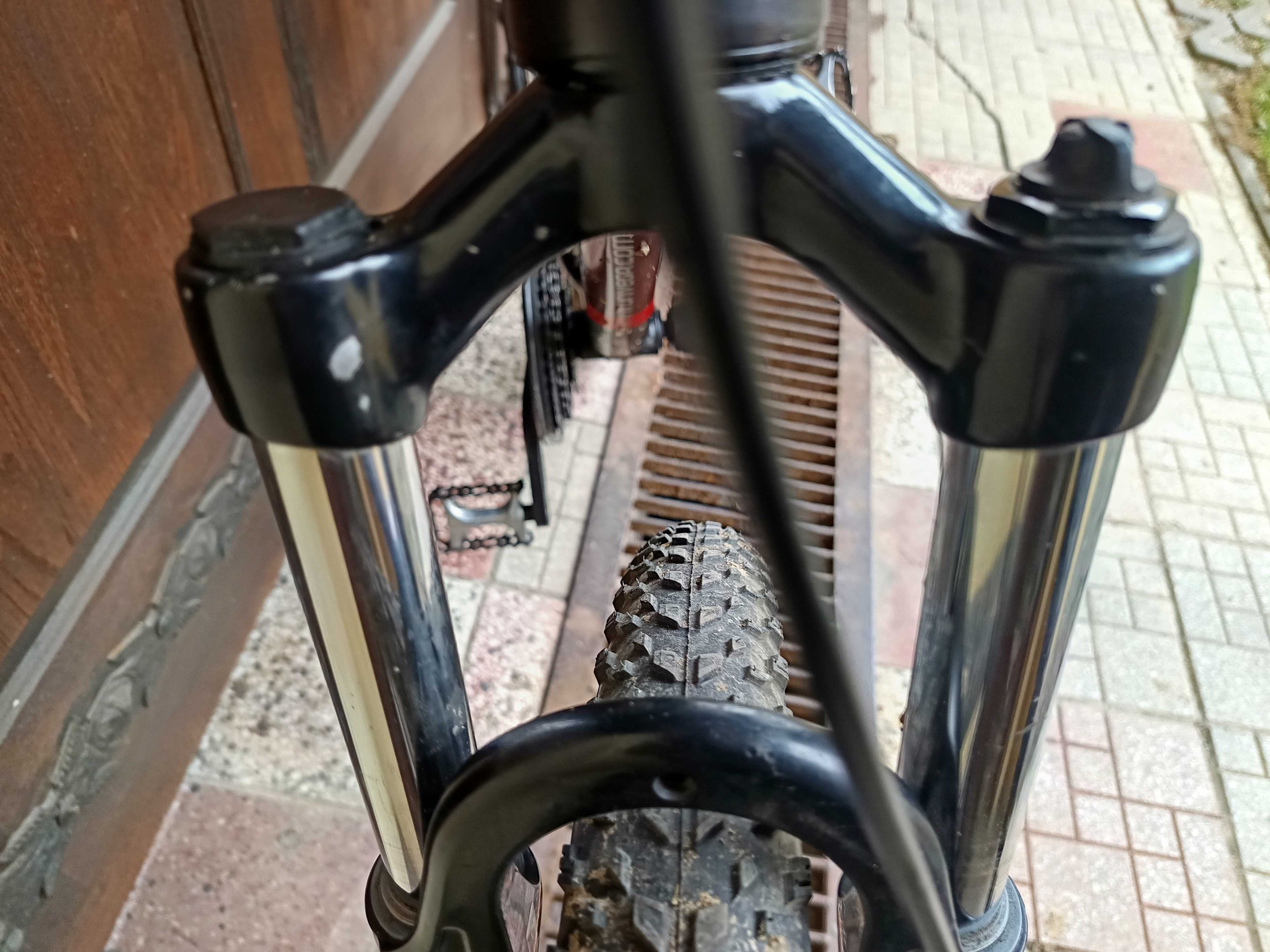 Rower górski MTB Univega HT-560 19 Shimano Deore Rock Shox Air koła 26