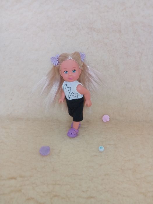 Одяг на ляльку Еві від Сімба