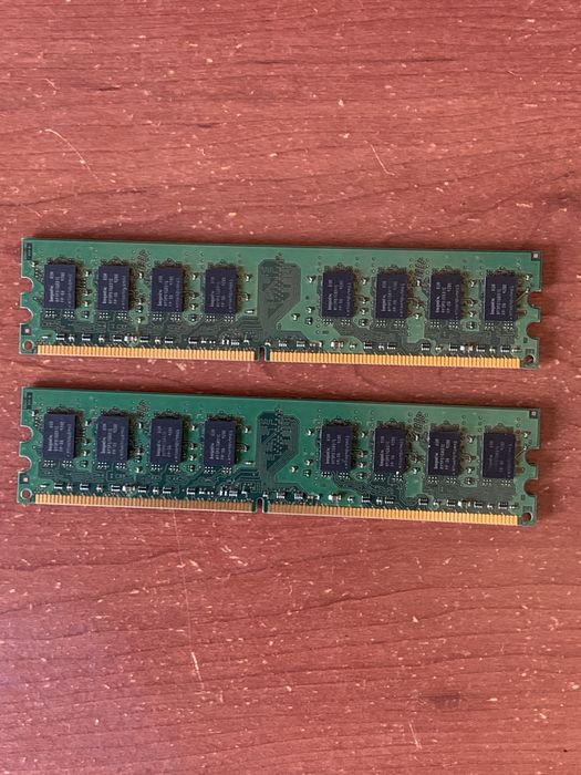 Hynix 4GB DDR2 RAM PC2-6400