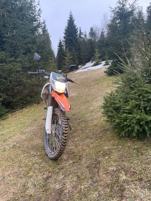 Продам мотоцикл Motoleader